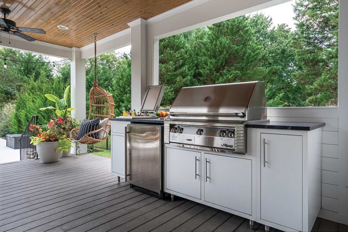 Challenger Designs Outdoor Grill