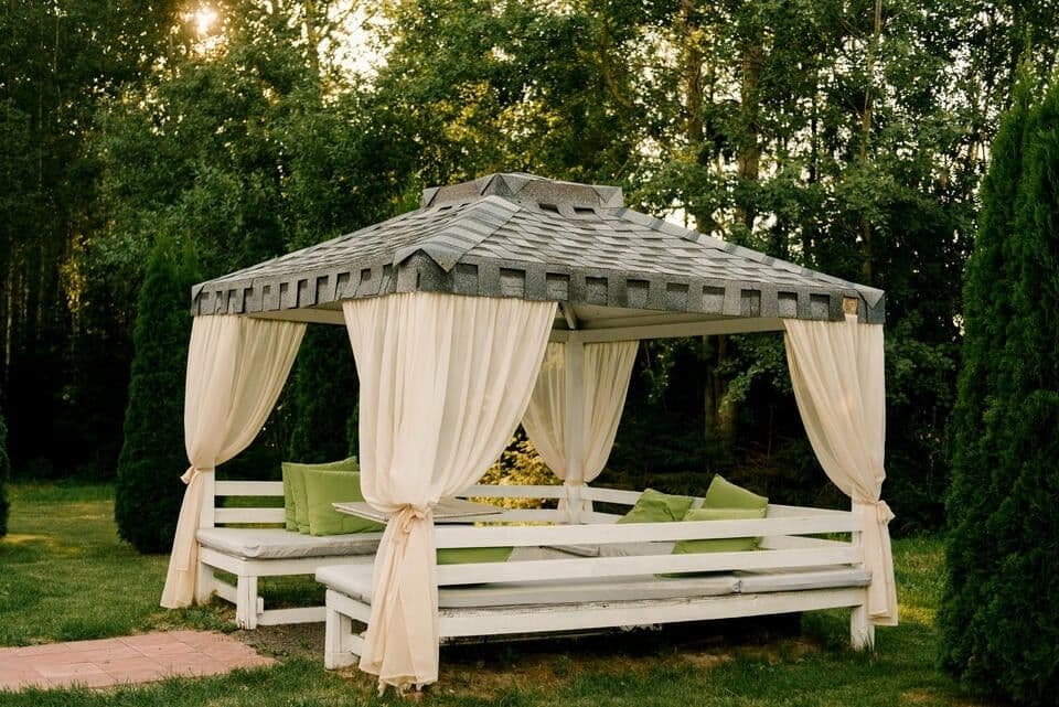 pergola