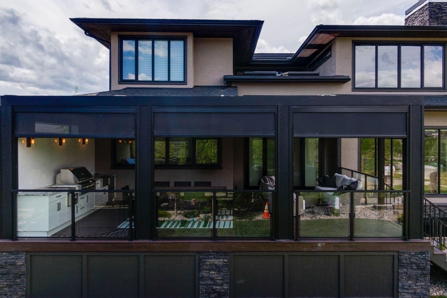 outdoor hero living 2